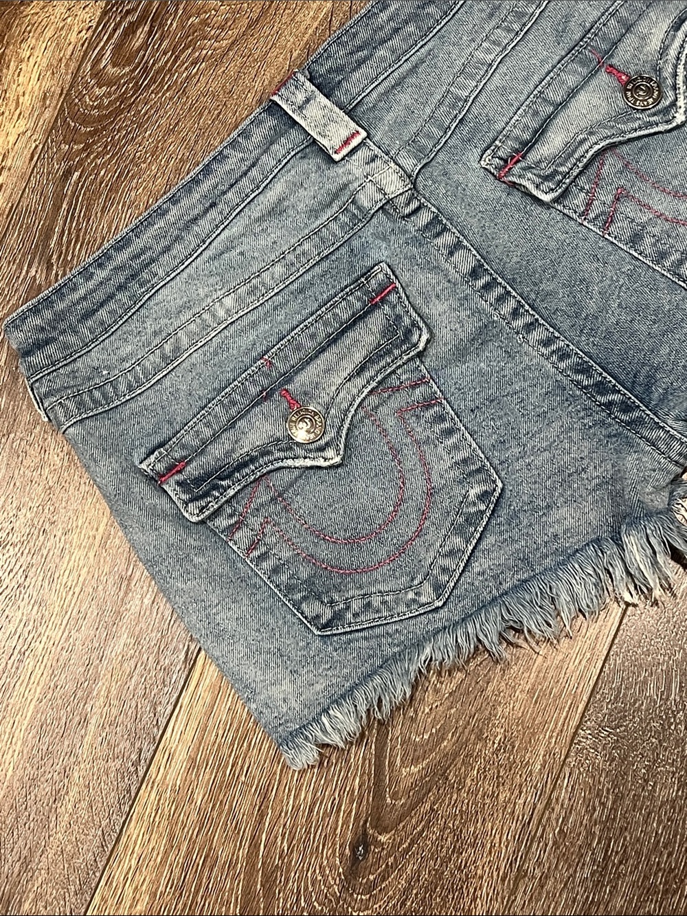True Religion Joey Cut-Off Low Rise Frayed Denim Shorts W/ Pink Stitching - Picture 6 of 9